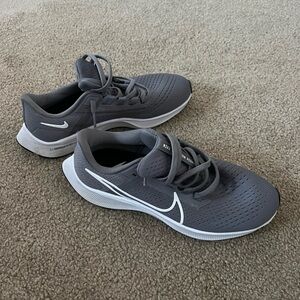 Women’s Nike Gray Pegasus Running Sneakers